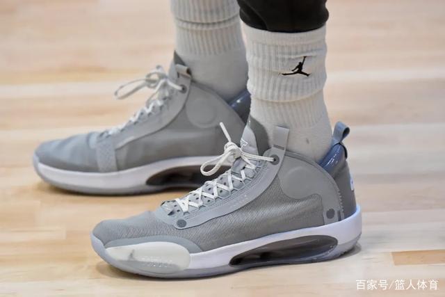 周娅菲：希望大家都能找到自己心中的那面“岩壁”